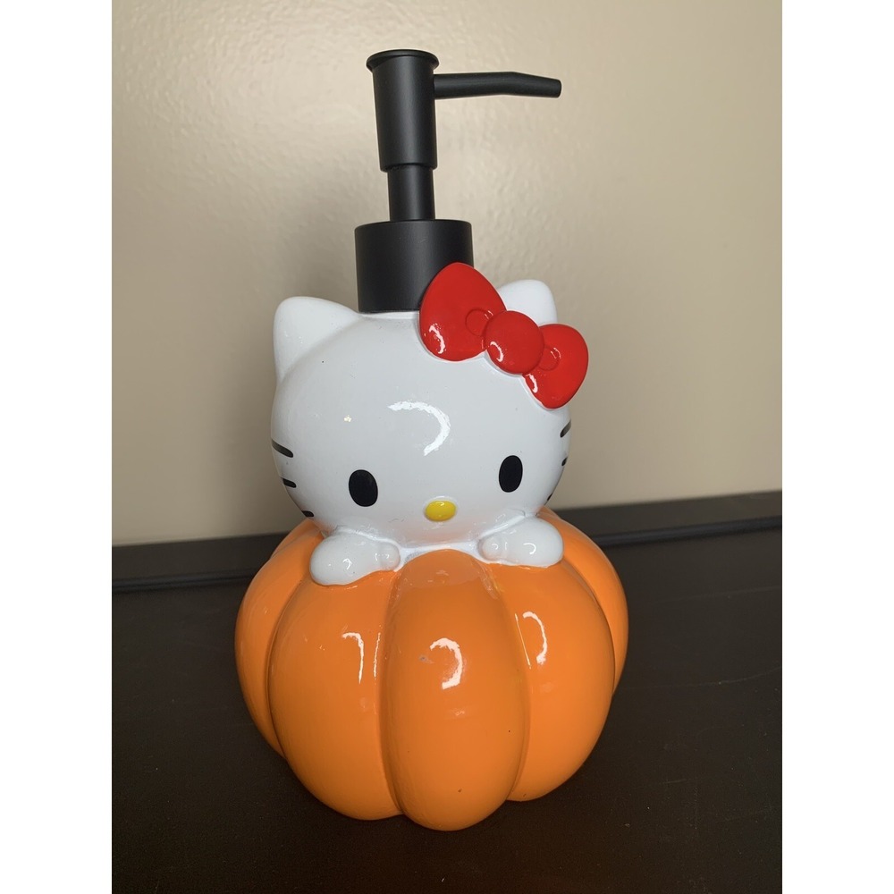 Hello Kitty‎ Pumpkin Lotion Pump Soap Dispenser Fall Kitchen Bathroom